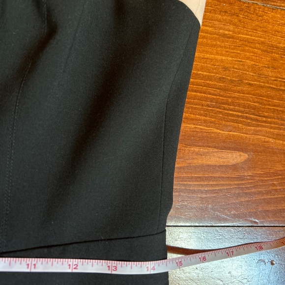 BCBG Max Azria Sheath Dress Size 4 EUC - Picture 4 of 5